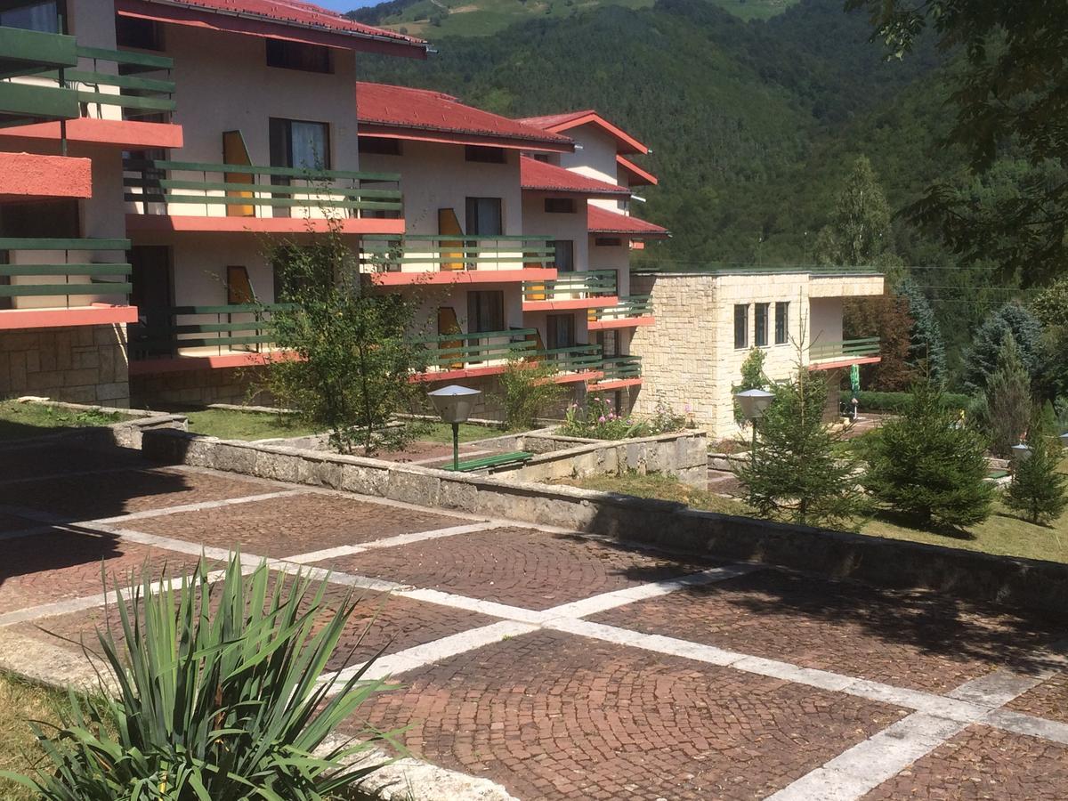 Park Hotel Ribaritsa Exterior foto